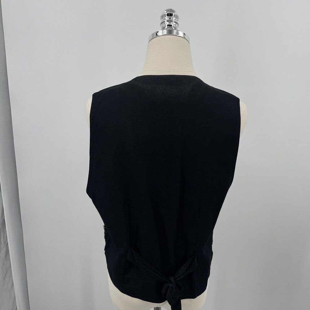 Vintage Black and Cream Geometric Knit Vest - Picture 3 of 4